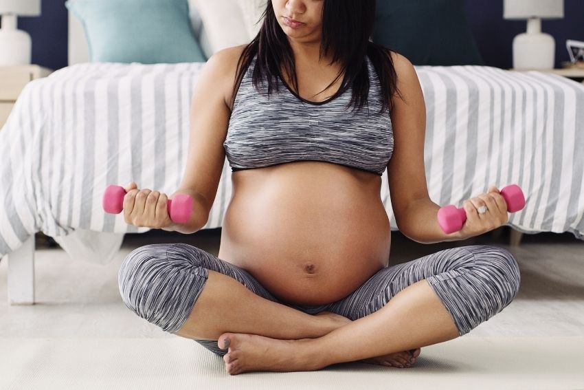 rund8fit, Frauen fürchten sich vor der Gewichtszunahme während der Schwangerschaft.